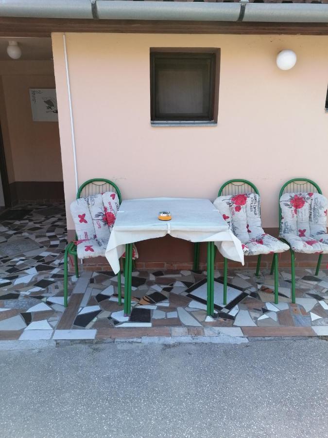 Hacijenda Mali Raj Apartment Palic Exterior photo