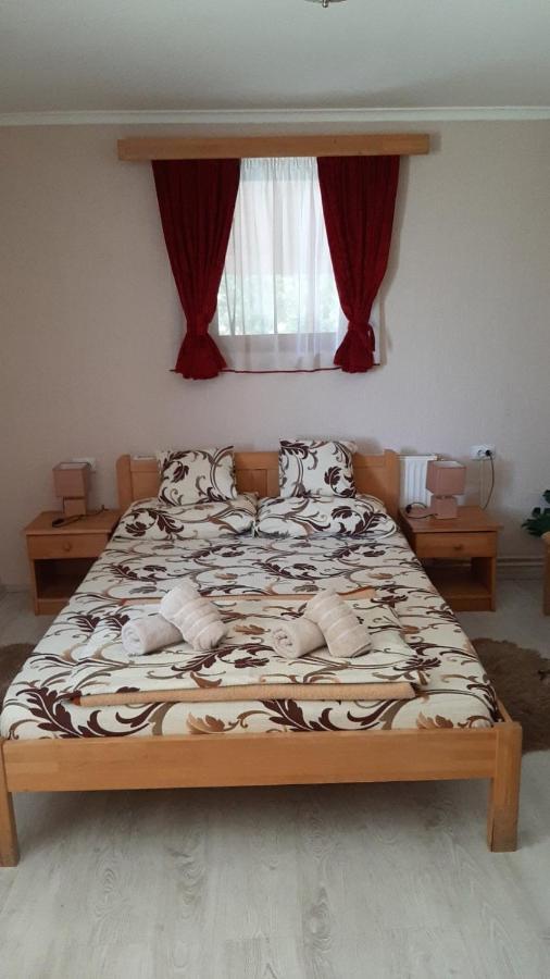 Hacijenda Mali Raj Apartment Palic Exterior photo