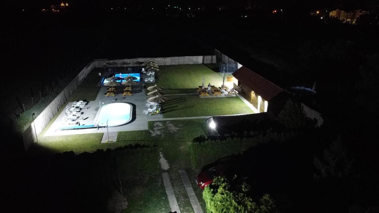 Hacijenda Mali Raj Apartment Palic Exterior photo
